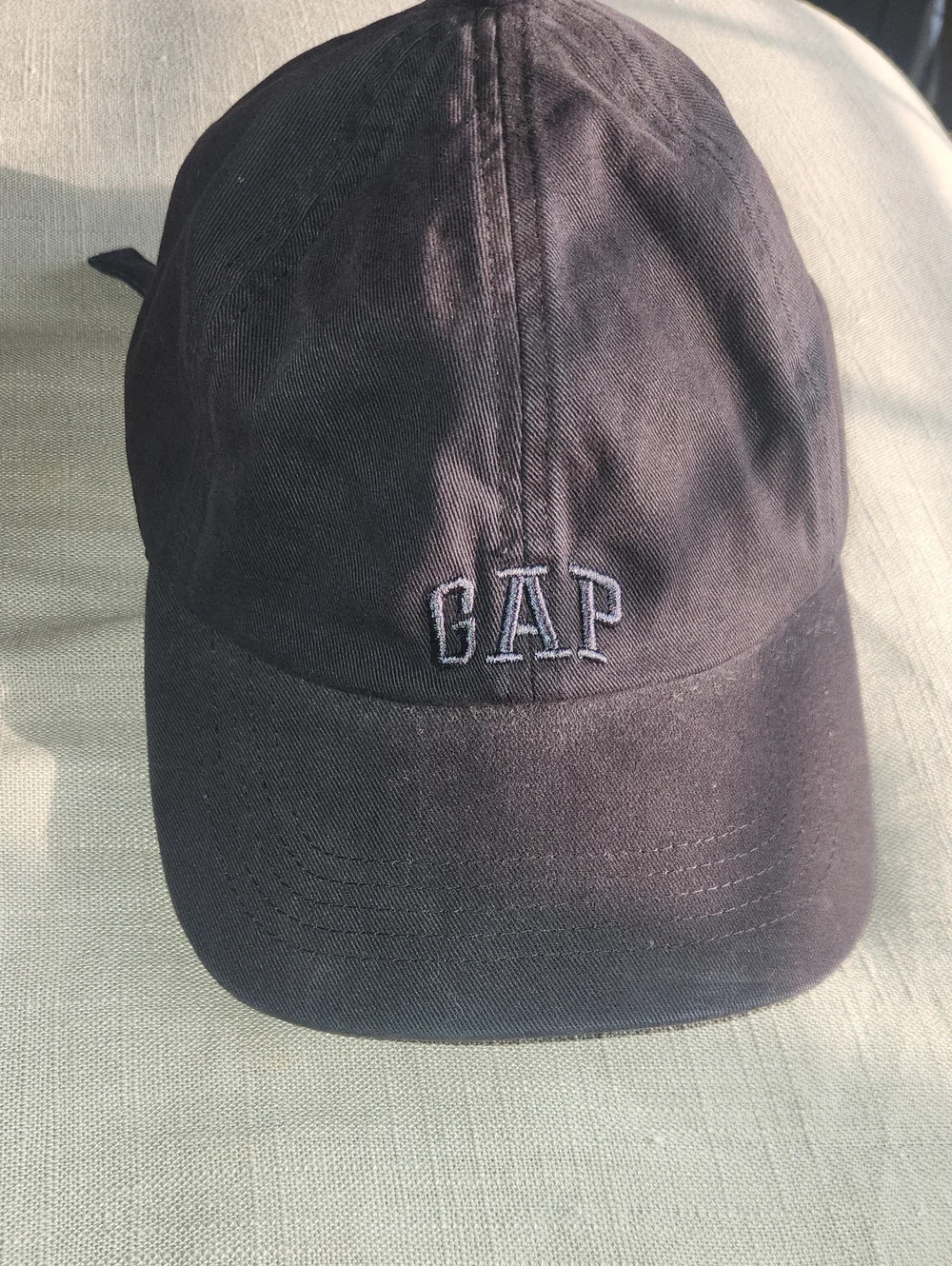 GAP Black Embroidered Logo Baseball Cap